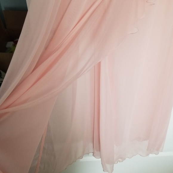 Pretty In Pink Prom Dress - Picture 3 of 8